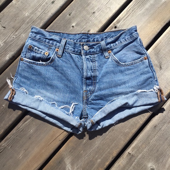 Levi’s 501 Denim Cut Off Shorts Size 25 - Picture 3 of 7